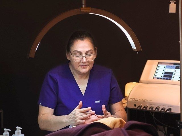 facial-treatments-2-kireth-ai